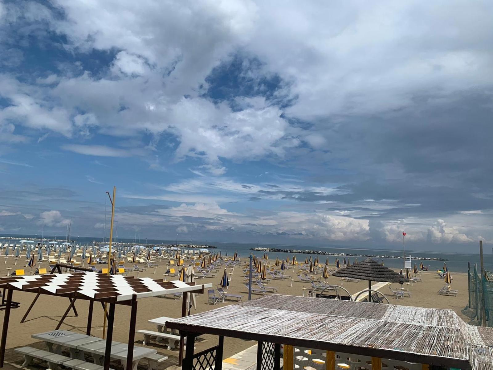 Hotel Acquamarina Viserba Rimini Exterior foto